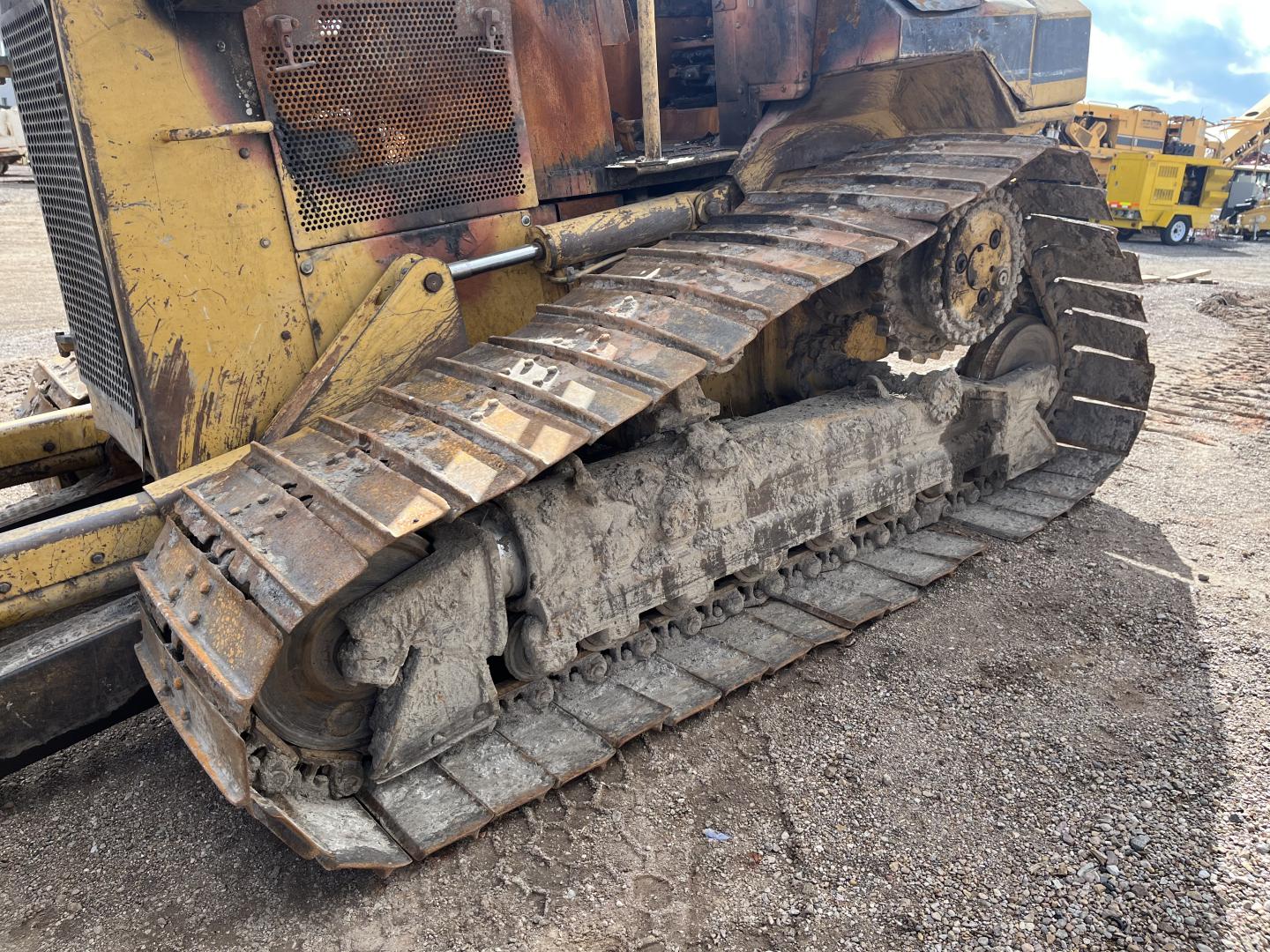 ./imagenes/INVOICE/2019/17247/TOPADOR FRONTAL CATERPILLAR D5M (11).JPG